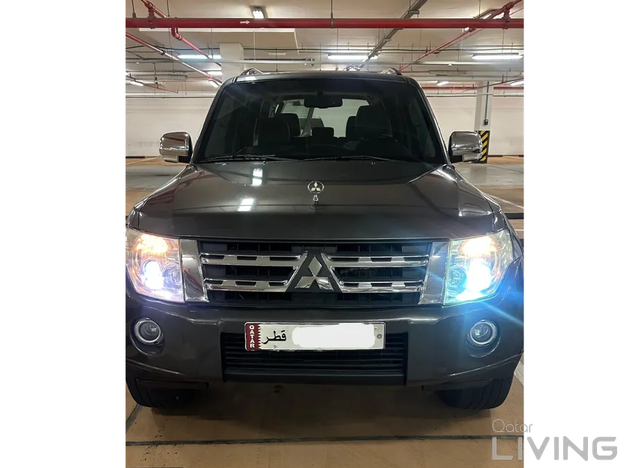 2013 Pajero Mitsubishi-31000 QAR